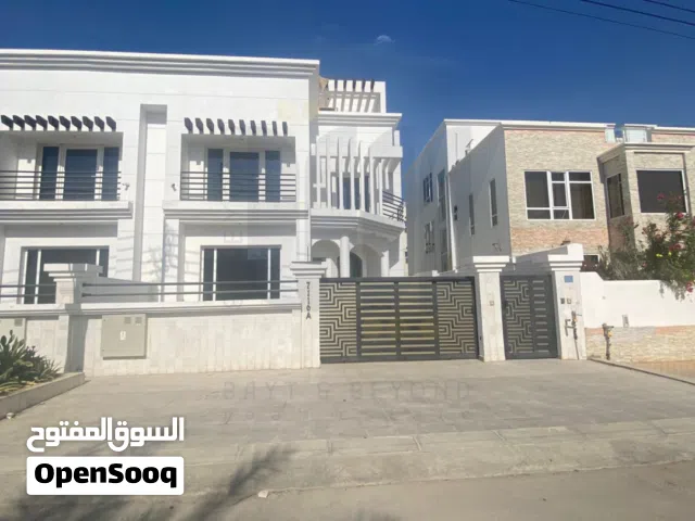 VILLA FOR RENT IN MAWALEH NORTH - فيلا للأجار في الموالح الشمالية