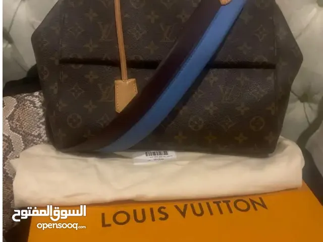 brown Louis Vuitton for sale  in Dhahran