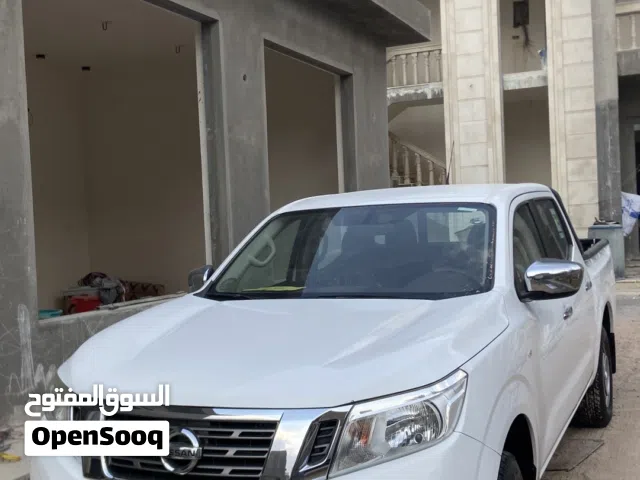 Used Nissan Navara in Basra