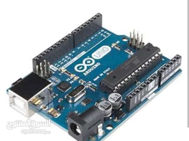 لوحة اردوينو الخاصة بالمشاريع الالكترونية