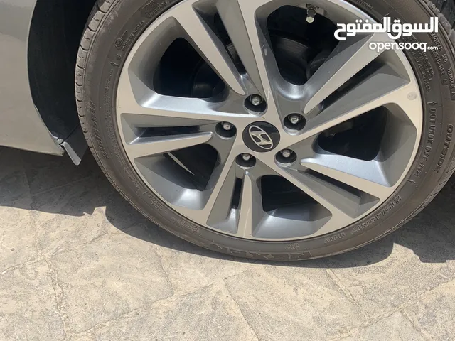 Other 17 Tyre & Rim in Muscat