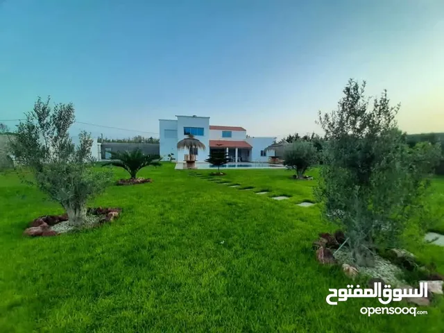فيلا قصر للبيع قرابة 2000 مvilla A plage A vendre
