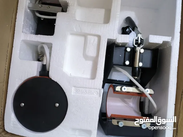 مكبس حراري للطبع على التي شيرت والمواعين والاكواب والقبعات