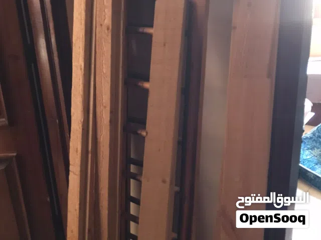 هيكل سرير بدون مرتبة