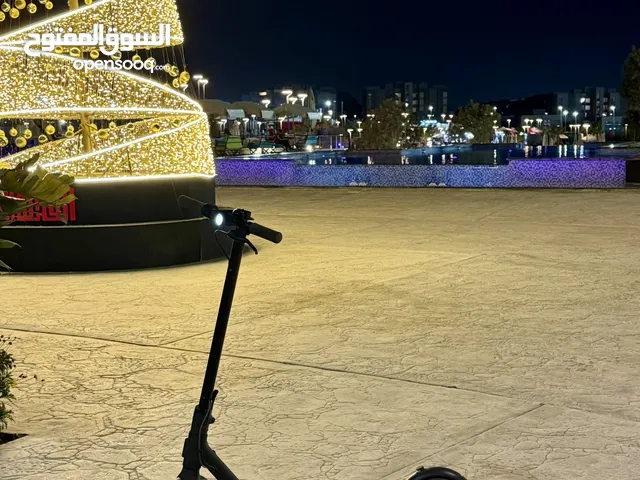 للبيع اسكوتر شاومي Essential