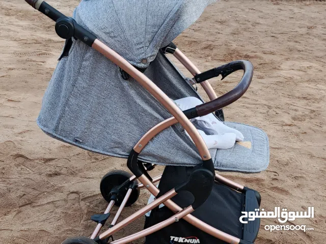 للبيع: عربة أطفال تيكنوم (TEKNUM)