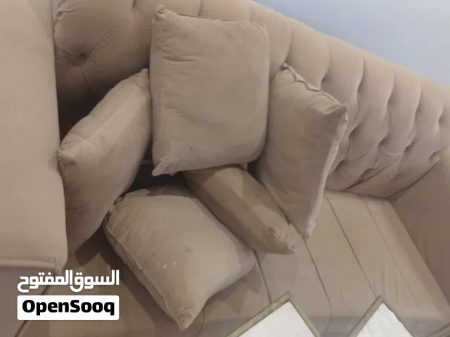4 قطع كنب