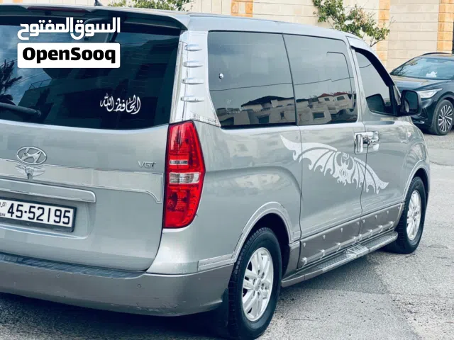 2016, هيونداي, H1, GL