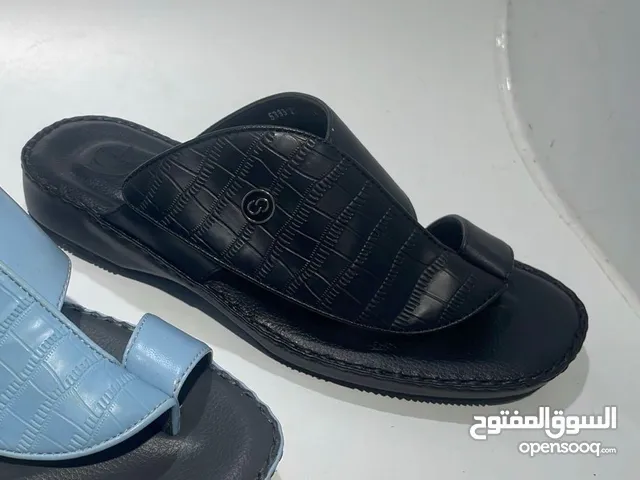 40 Casual Shoes in Al Sharqiya