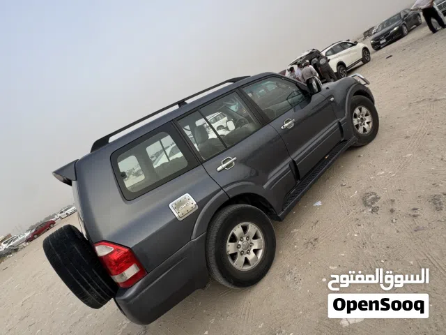 2006 ميتسوبيشي باجيرو GLS Plus