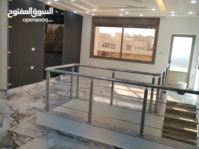 290m2 4 Bedrooms Apartments for Sale in Irbid Al Hay Al Janooby
