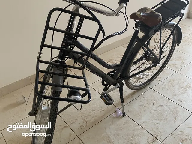 دراجة كهربائية استعمال جديد استيراد هولندي حاجة ربي يبارك تشتغل بالكهرباء شحنها يدوم حت اسبوع او اكث