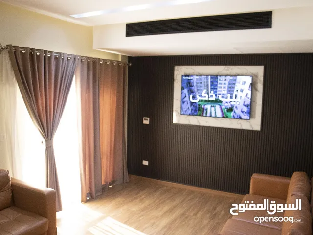 155m2 3 Bedrooms Apartments for Sale in Cairo Fifth Settlement