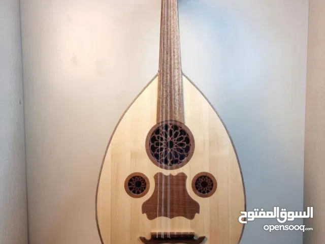 آلة عود للبيع