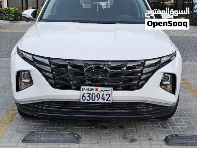 HYUNDI TUCSON   2022   (FULL COVER INSURANCE)  PRICE :5700 bd