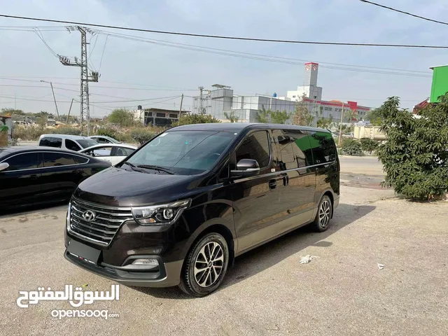 هونداي h1 ستاريكس