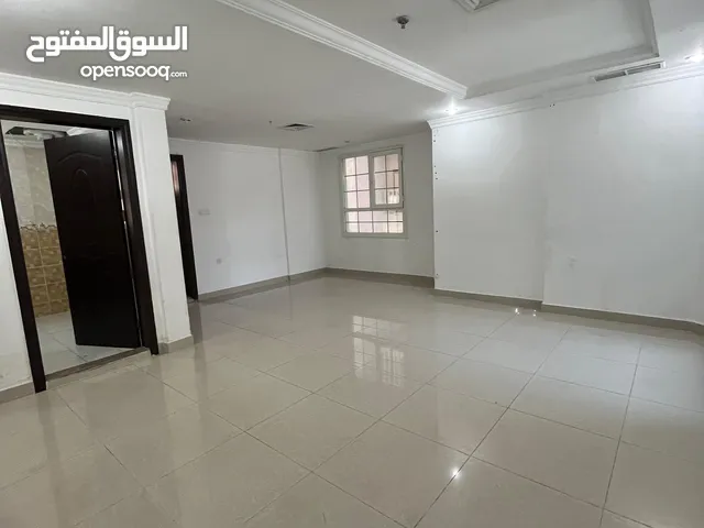 شقة إستثمارية للإيجار في حولي قطعة 12