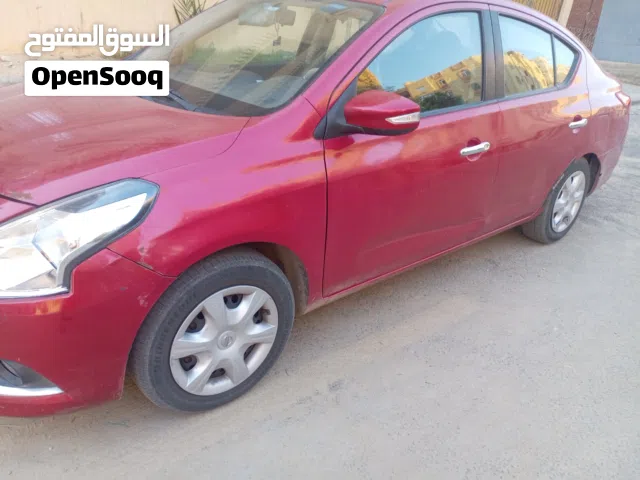 2022 نيسان صني SL