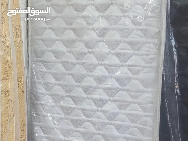 بياضات وفرشات للبيع