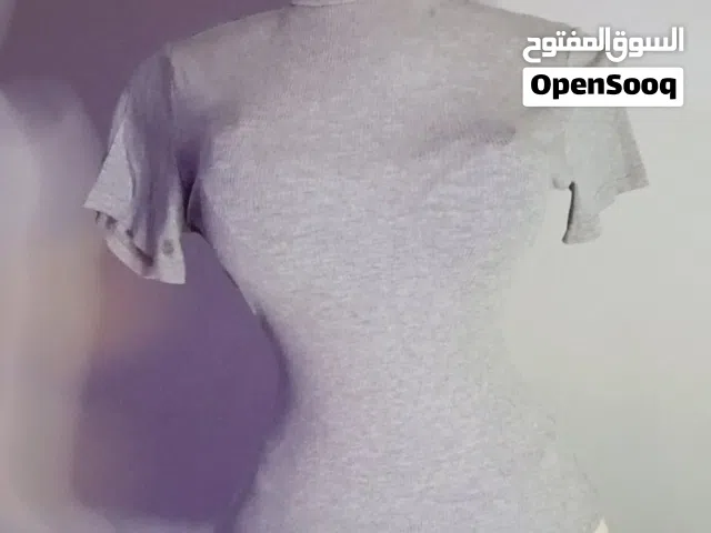 تيشرت رمادي