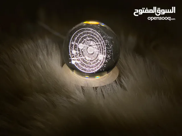البلوره المضيئه .... فن يلمع بين يديك قطعة ديكور فاخره مصنوعه من الزجاج النقي