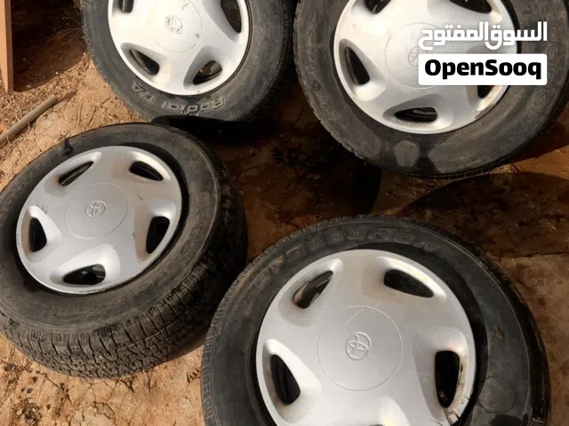 4ديسكو بالقومة رقم 14 تيوتا تاكوما 2000