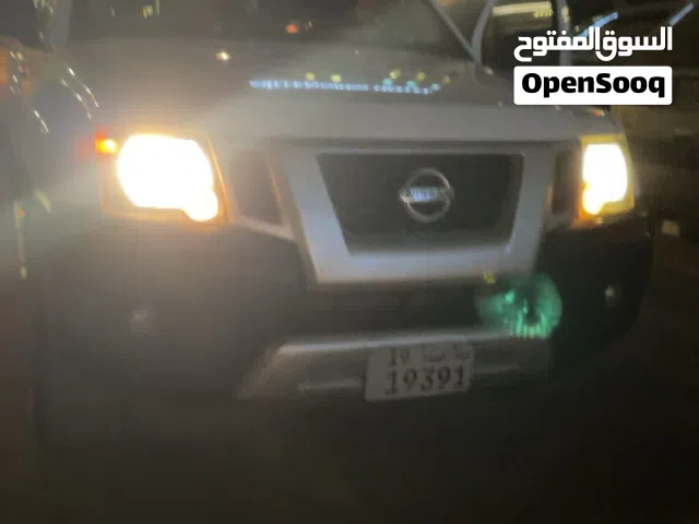 2009 نيسان X-تيرا Standard