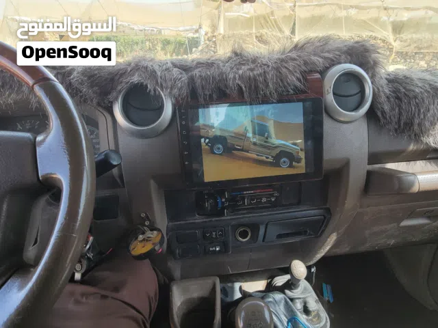 2012 تويوتا لاند كروزر GXR