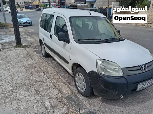 2013, بيجو, بارتنر, Standard