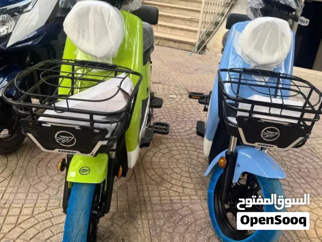 وصل عندنا الاسكوتر الكهربا KEEWAY BEE 450W