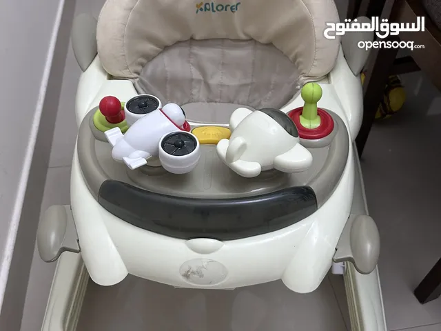 كريجة للأطفال بحالة ممتازة