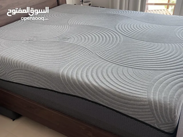 مرتب (دوشق) طبي امريكي مستعمل جودة ممتازة جدا matress