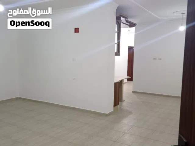 120 m2 3 Bedrooms Apartments for Rent in Ramallah and Al-Bireh Beitunia