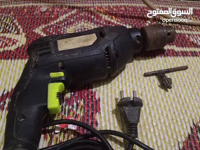 دريل كهربائي مع كوسره كهربائي اثنينتهم بسعر واحد وهو ثلاثين الف