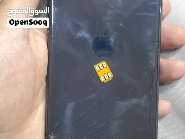 ايفون 11 عادي ذاكرة 64 جيجا بطاريه 89٪ جديد وكالة اي شريحة اكتروني بسعر عرطه 100$