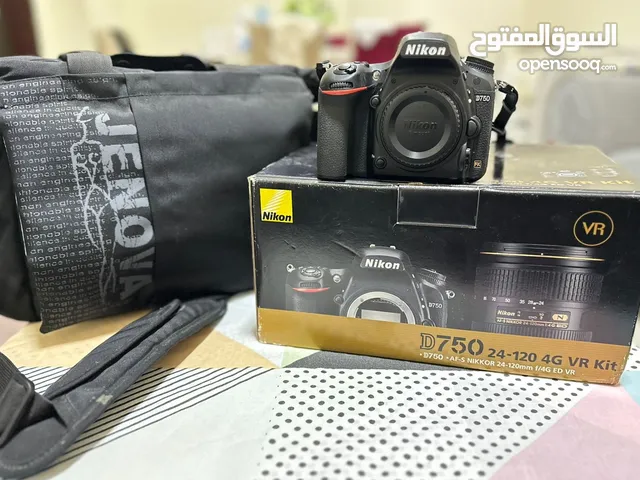 Nikon full frame D750 with 24-70 lens f2.8 almost new