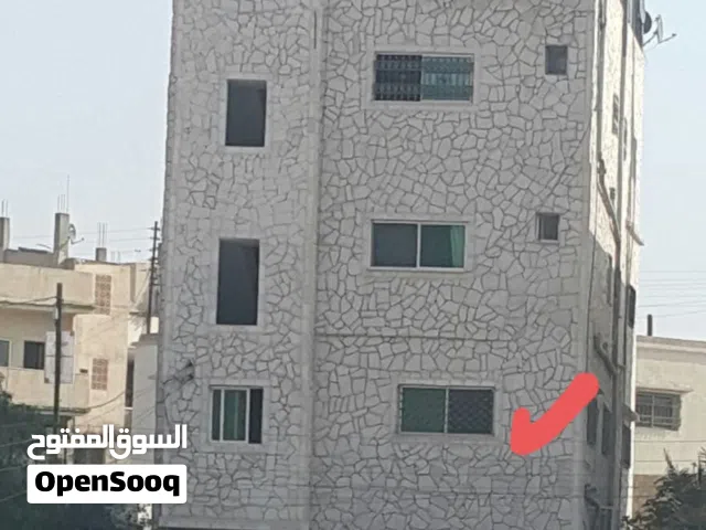 65 m2 2 Bedrooms Apartments for Rent in Zarqa Al Zawahra