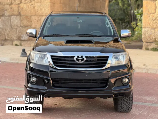 2015 Toyota Hilux SR5