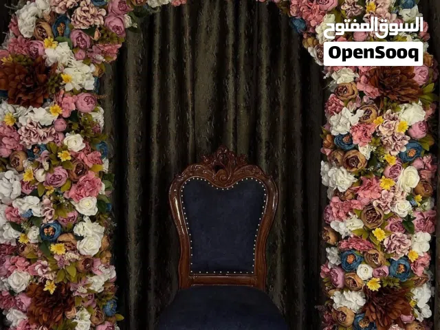 قوس ورد صناعى كبير  للمشاريع الصغيره او استديو  للتصوير