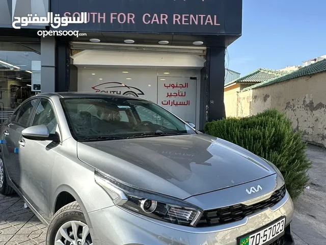 استأجر الان كيا سيراتو موديل 2025 فل كامل اضافات باقل الاسعار فقط من شركة الجنوب لتأجير السيارات