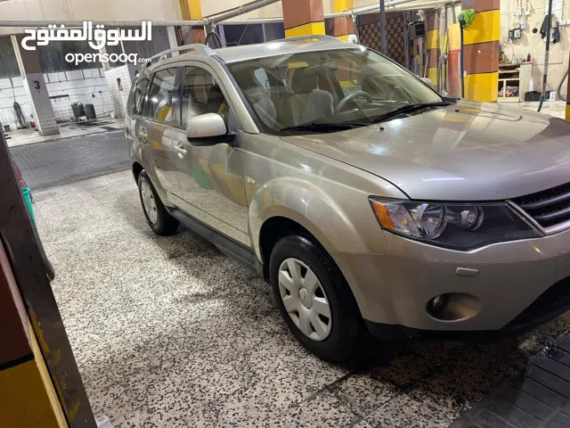 للبيع اوتلاندر 2009