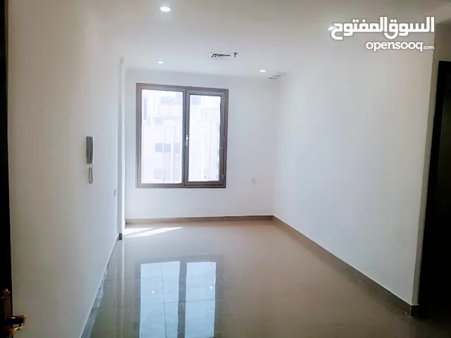71 m2 2 Bedrooms Apartments for Rent in Hawally Hawally