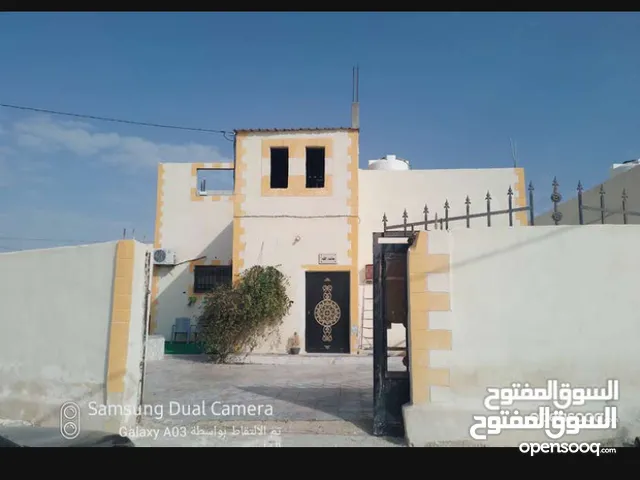 150 m2 3 Bedrooms Townhouse for Rent in Mafraq Al-Mabruka