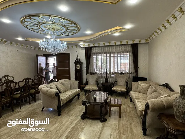 190 m2 3 Bedrooms Apartments for Sale in Amman Jubaiha