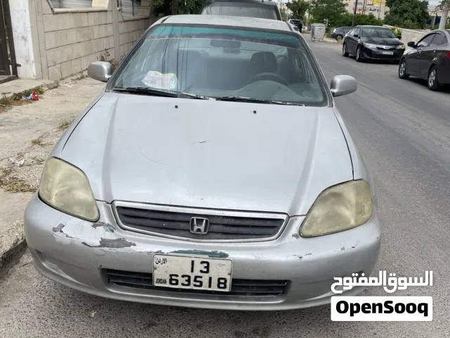 1999 هوندا سيفيك Standard