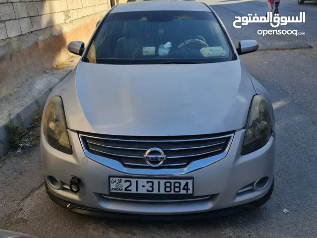 Used Nissan Altima in Jerash