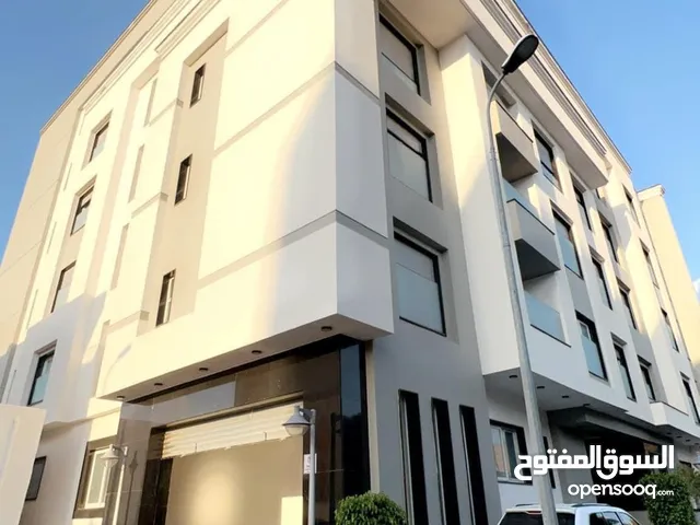 200 m2 5 Bedrooms Apartments for Sale in Tripoli Bin Ashour