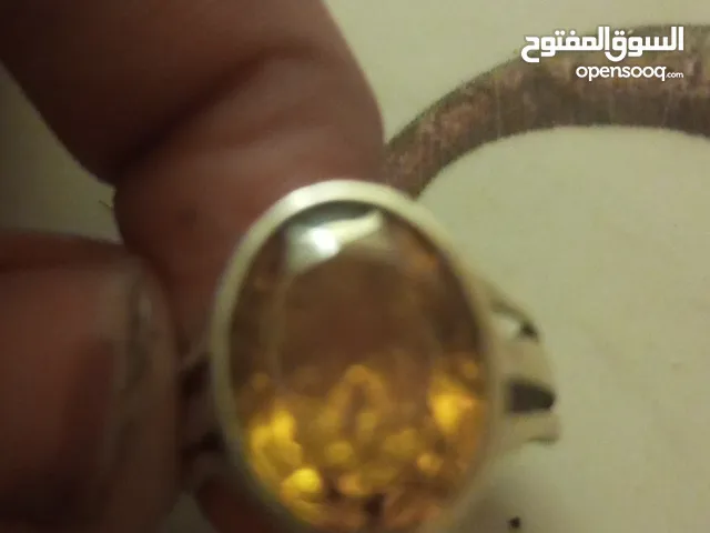 محبس فضة لونه فضي سعره 40