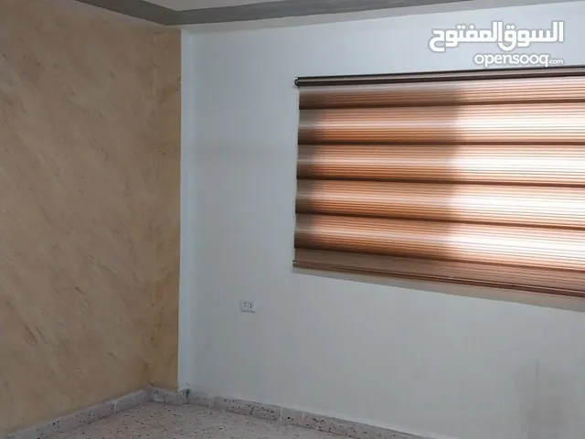 170 m2 5 Bedrooms Townhouse for Sale in Madaba Al-Mokhayam