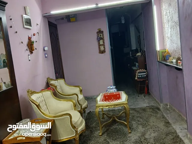 شقة بمنطقة مميزة جدا سيدى بشر اول خالد ابن الوليد دقايق من البحر